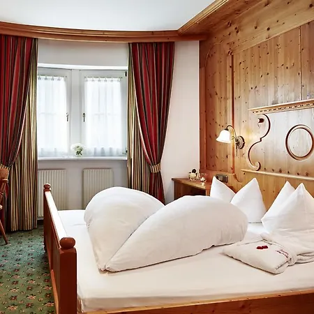 Angela Hotel 4*
