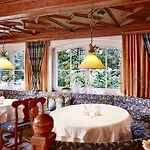 Angela فندق مايرهوفن